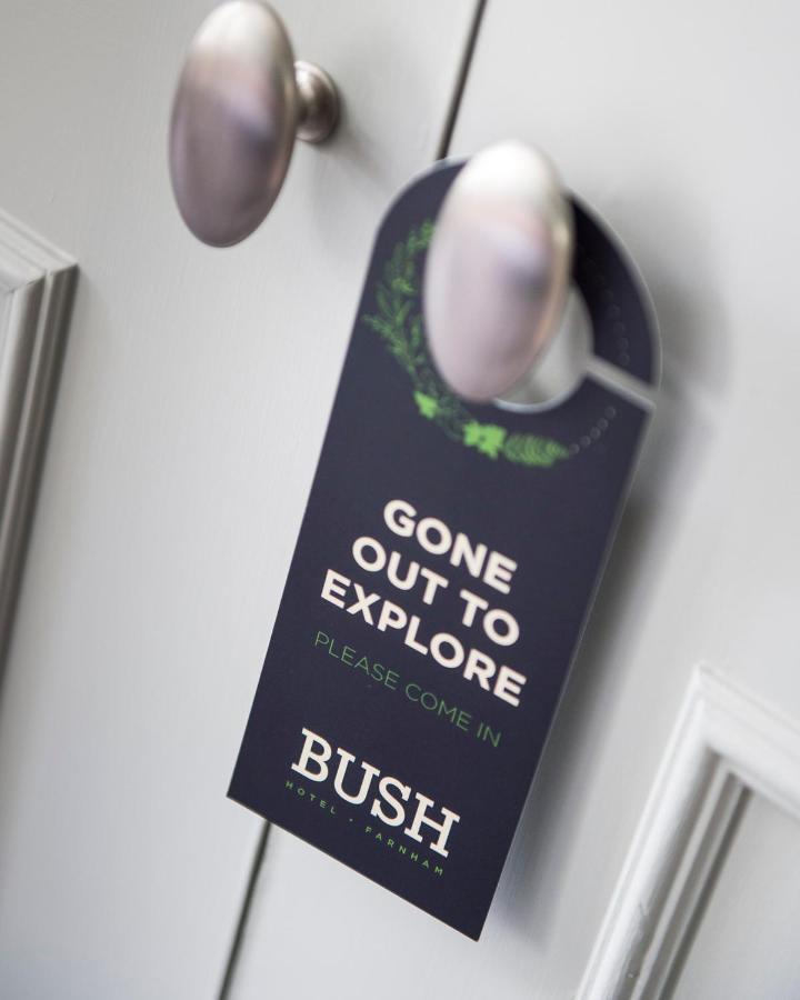 Bush Hotel Farnham エクステリア 写真